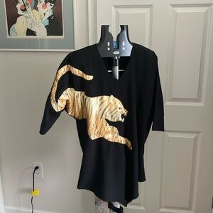 Vintage Regal black top with tiger shoulder pads 80s/90s L/Xl
